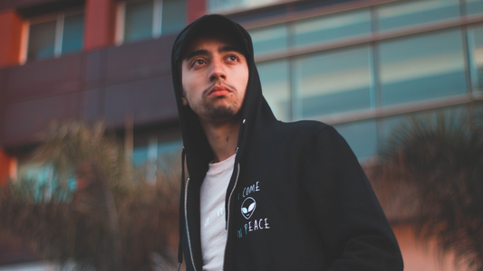 5 Fashion Styles to Make You a Trendsetter Even When Wearing a Hoodie