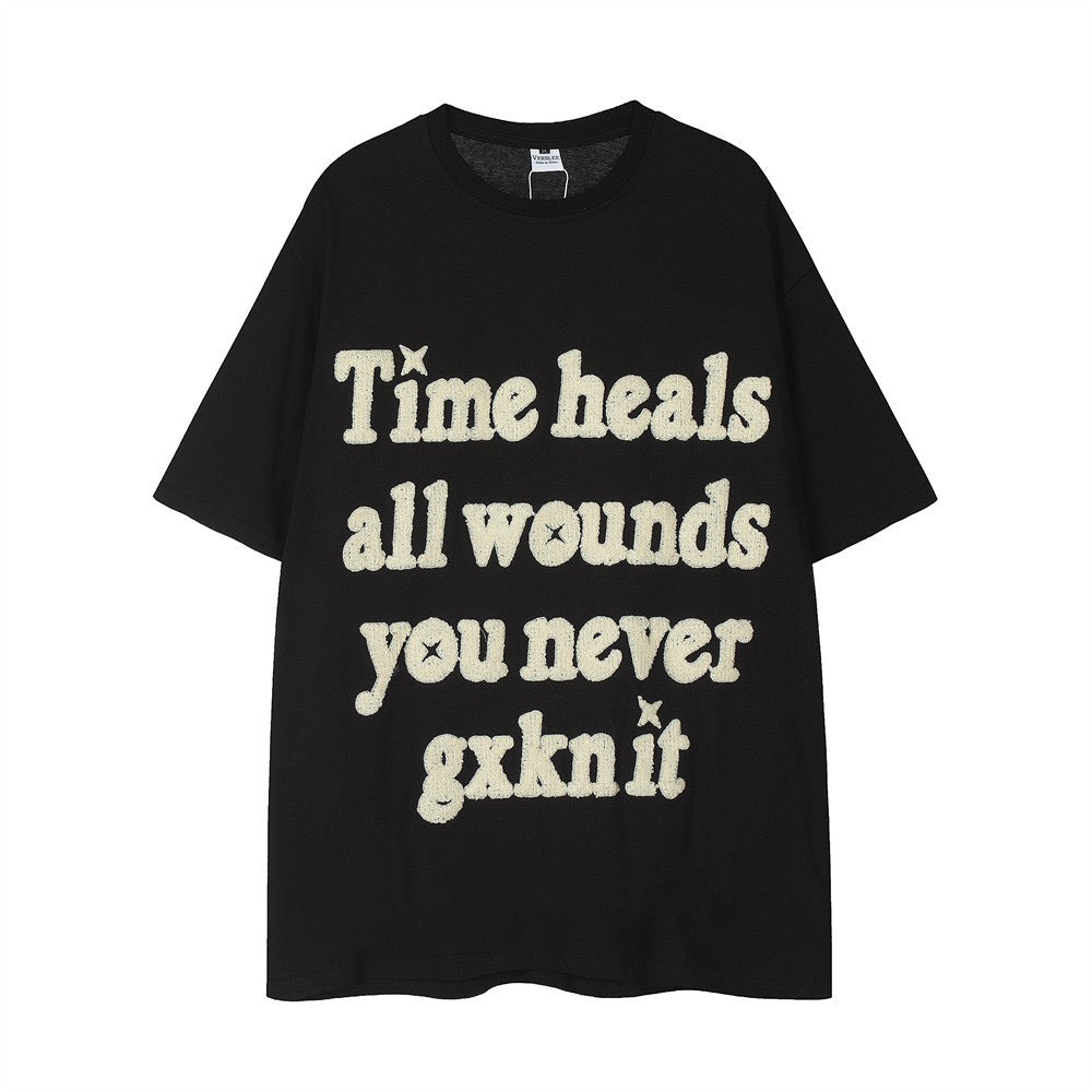 OHFRU Black Short Sleeve With White Phrases